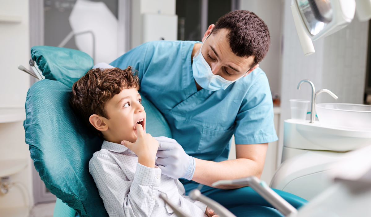 Emergency dentist at Lakeside Dental treating child patient during pediatric dental emergency